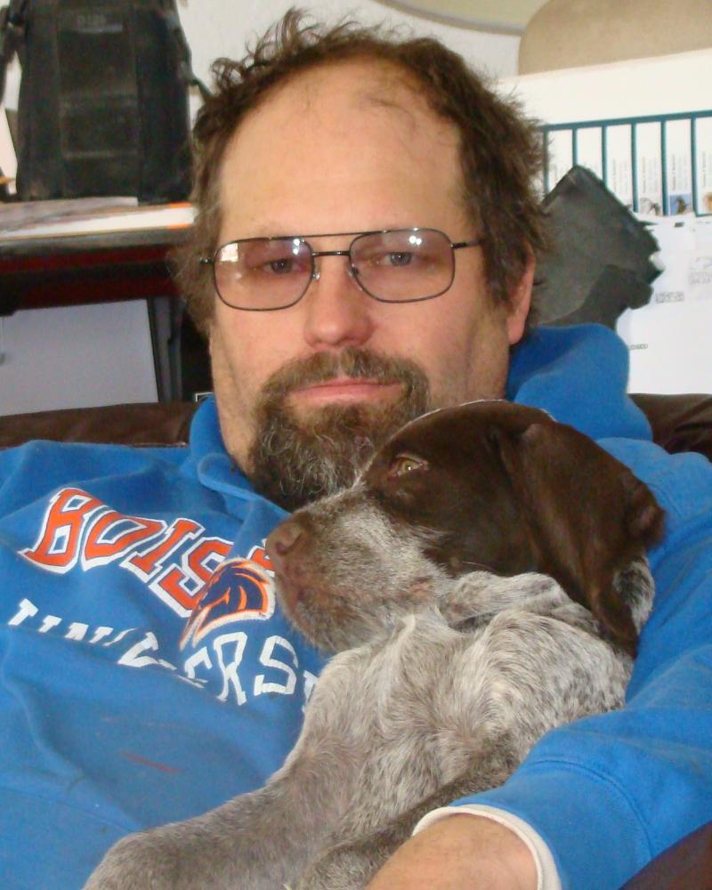 Tom and Hoover relaxing